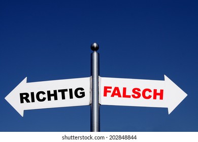 decision right or wrong - german sign
