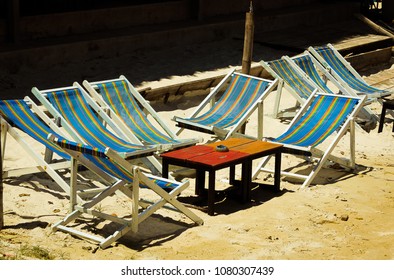 Canvas Deck Chair Images Stock Photos Vectors Shutterstock