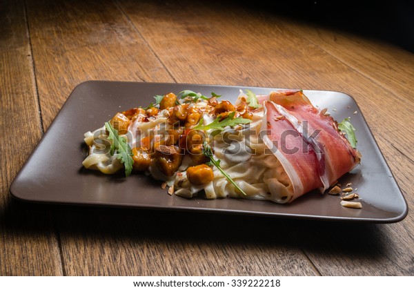 Decorate Tagliatelle Cheese Sauce Mushrooms Chicken Stock Photo