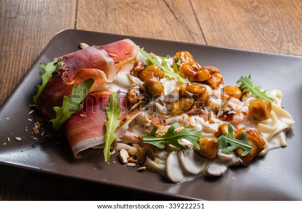 Decorate Tagliatelle Cheese Sauce Mushrooms Chicken Stock Photo