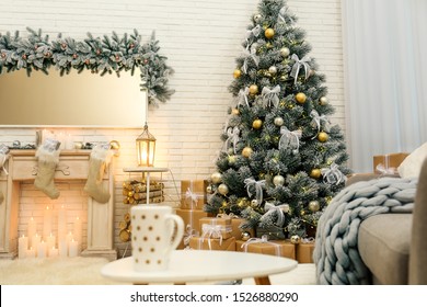 Christmas Liveing Room Fireplaces Stock Photos Images