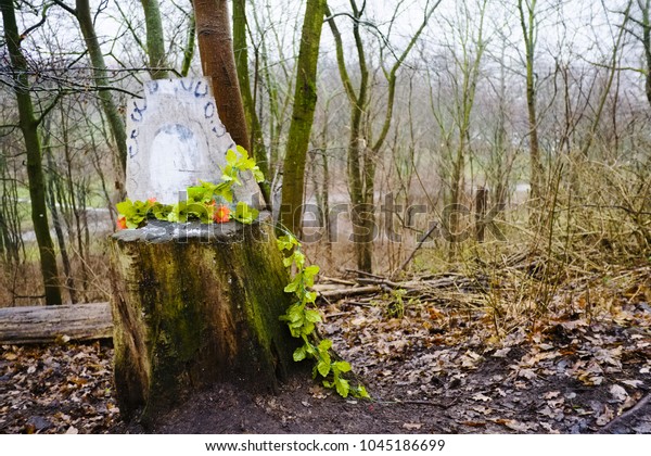 Decorated Tree Stump Public Park Friedrichshain Stock Photo Edit