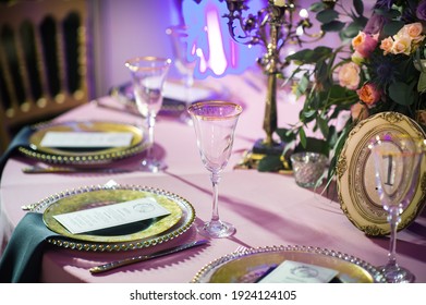 purple and green wedding decorations