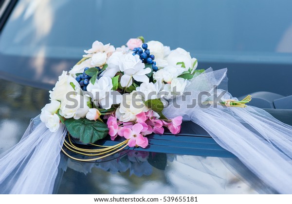 decoration on wedding\
car artificial\
flower