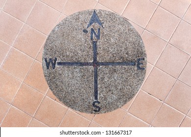 77 Decorative compass on the ground Images, Stock Photos & Vectors ...