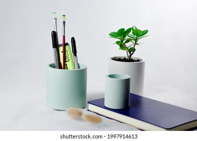 Decorative Concrete Pen Holder Or Can Be Make Up Tools With Aesthetic Style. Fit For Vintage Banners