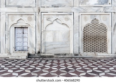 Decorative Marble Arch Taj Mahal, Agra, India