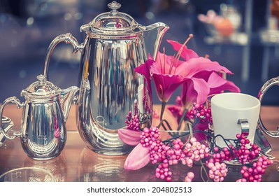 decorative silver set 