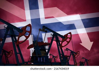 Decrease In Oil Production In Norway. Economic Crisis, Fuel Default. Rejection Of Hydrocarbons. Oil Supplies Are Down In Caracas