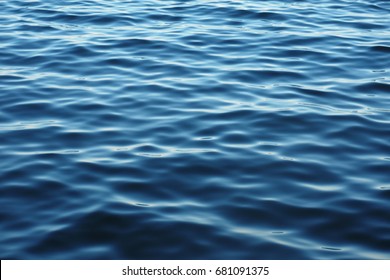 Deep Blue Sea With Small Currents
