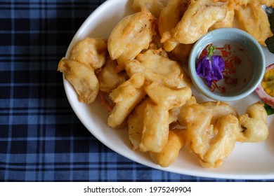 Deep Fried Mushroom With Dipping Sauce. Vegetarian Appetizer