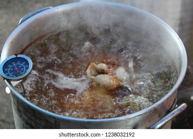 Deep Fried Turkey Boiling Closeup