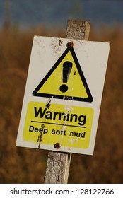 41 Deep mud warning sign Images, Stock Photos & Vectors | Shutterstock