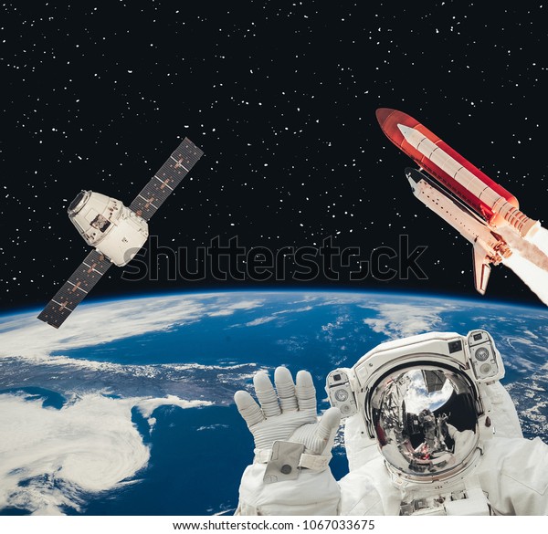 Deep Space Rocket Austronaut Elements This Arkivfoto Rediger Na 1067033675