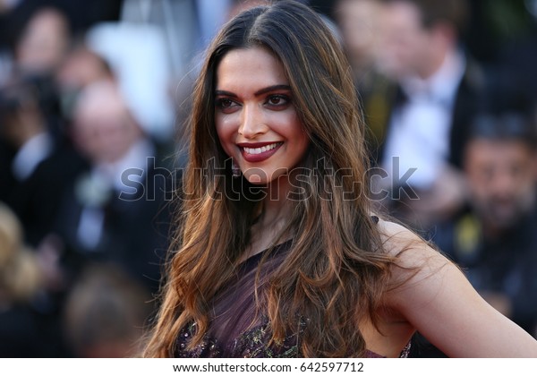 Deepika Padukone Attends Ismaels Ghosts Les Stock Photo Edit Now