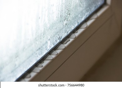 Defective Plastic Window With Condensation