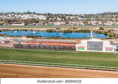 DEL MAR, CALIFORNIA - NOVEMBER 25, 2016:  The Grass And Dirt Racetracks Along With The Tote Board And Pond Of The Del Mar Horse Racing Track.