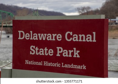 Delaware Canal State Park In Easton, PA/ USA 3-31-19  Sign At The National Historic Landmark