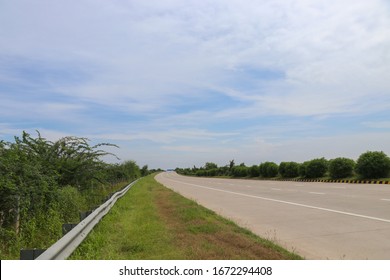 Delhi Agra Expressway Road Uttar Prades India