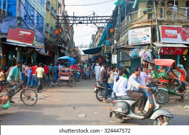 DELHI, INDIA - AUGUST 3: Traffic On A Street At August 3, 2011 In Old Delhi, India. Indian Capital Has Still Problems With Traffic And Air Pollution.