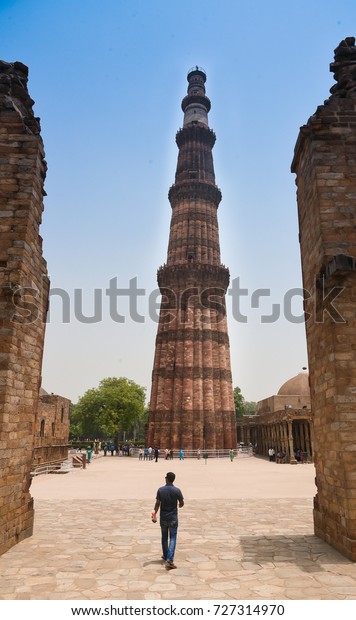 Delhi India May 12 Tourists Visiting Stock Photo Edit Now 727314970