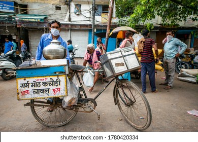 21,691 Street Vendors In India Images, Stock Photos & Vectors 