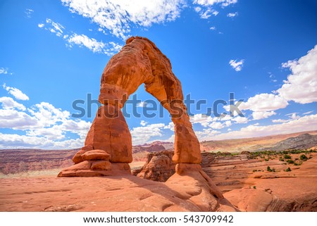 Delicate Arch, Arches National Park, Utah, USA