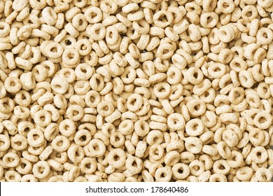 Delicious Cheerios Oat Cereal In Large Pile