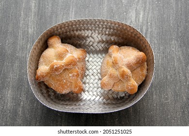 Delicious, Fresh, Sugary And Freshly Made Mexican Dead Bread That Is Made For The Day Of The Faithful Dead And All Saints That Is Celebrated In November In Mexico In A Handmade Woven Basket
