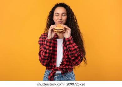 6,498 Burger model Images, Stock Photos & Vectors | Shutterstock