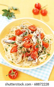 Delicious Mediterranean Pasta With Sardine, Tomato And Parsley