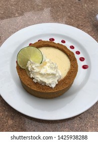 Delicious Mini Key Lime Pie For Dessert