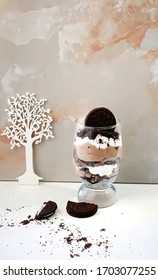 Delicious Oreo Chocolate Mousse Trifle