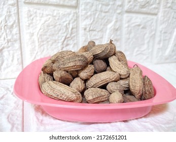 Delicious Roasted Peanuts. It Is Suitable For Your Leisure Activities.