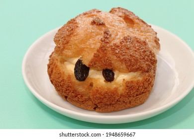 Delicious Rum Raisin Cream Puff