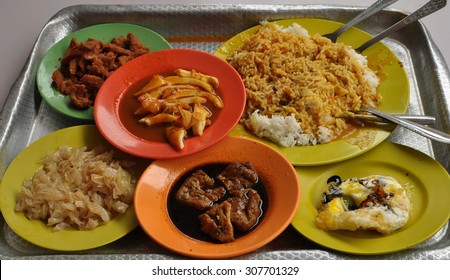 Delicious Spread Of Hawker Food In Singapore