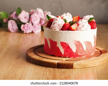 and table strawberries background