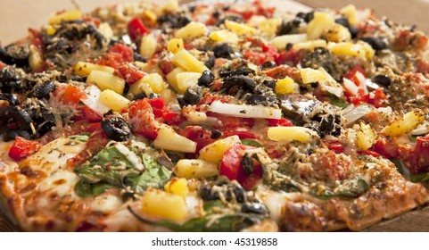 Delicious Thin Crust Veggie Pizza