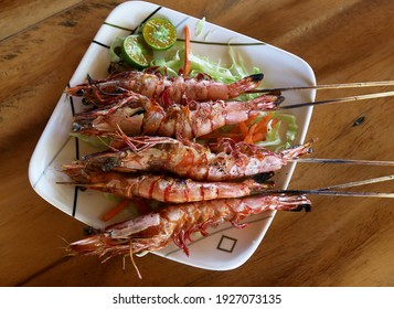 Deliciously Prepared Grilled Large Prawns