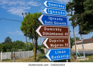 Demirkoy Village, Igneada District, Igneada Coast Guard, Demirkoy Foundry, Dupnisa Cave And Port Authority Traffic Sign, Table. (İğneada, Iğneada, Demirköy, Demirkoy, Kırklareli, Kirklareli)