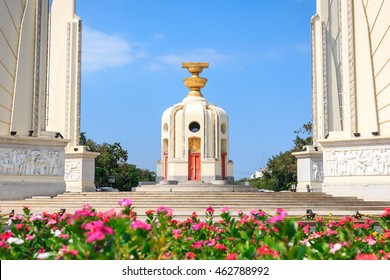 Democracy Monument