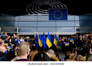 Demonstrators protest against the war in front of the European Parliament after a special plenary session on the Russian invasion of Ukraine  in Brussels, Belgium on March 01, 2022.