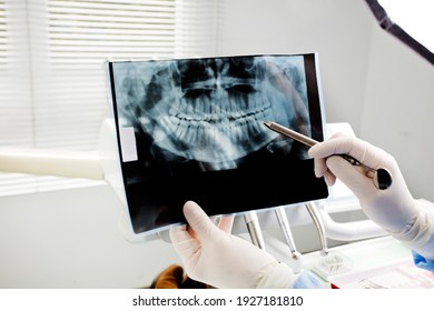 dental doctor, oral x-ray exams (oral radiography), dental clinic background