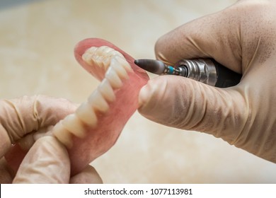Dental Laboratory  And Dental Technicial