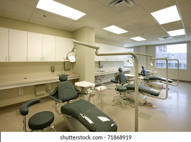 Dental School/ Dental School/ Educational Interior For Dental School