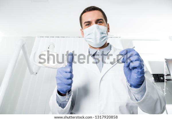 latex gloves dentist
