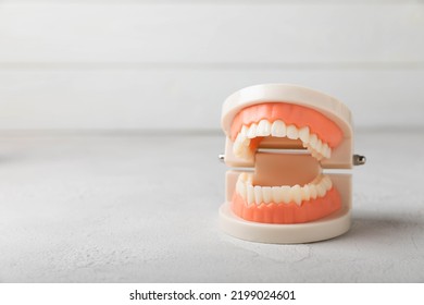 15,935 Metal denture Images, Stock Photos & Vectors | Shutterstock