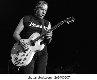 DENVER 	AUGUST 13:		 George Thorogood August 13, 2002 At The Comfort Dental Amphitheater In Denver, CO.