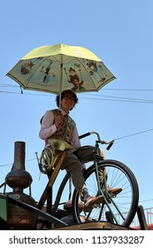 Denver, Colorado - July 8, 2018: Street Performance On Cherry Creek Art Festival In Denver, Colorado