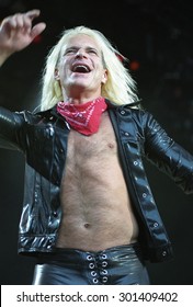 DENVER	JUNE 9:		David Lee Roth June 9, 2002 Fiddlers Green In Denver, CO.